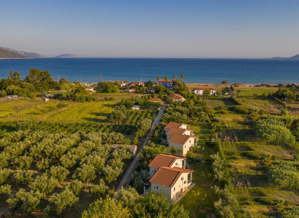 Cavo Gallo Finikounta Buitenkant foto